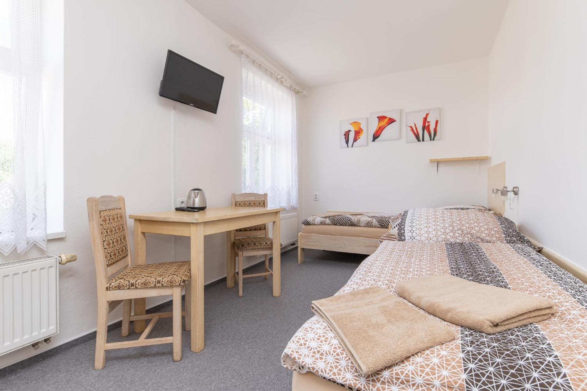 Hotel Pivovar Policka Ngoại thất bức ảnh